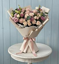 Букет цветов из:  Розы и Лизиантусы в Порецкое