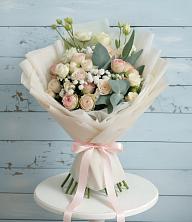 Букет цветов из:  Розы и Лизиантусы в Порецкое