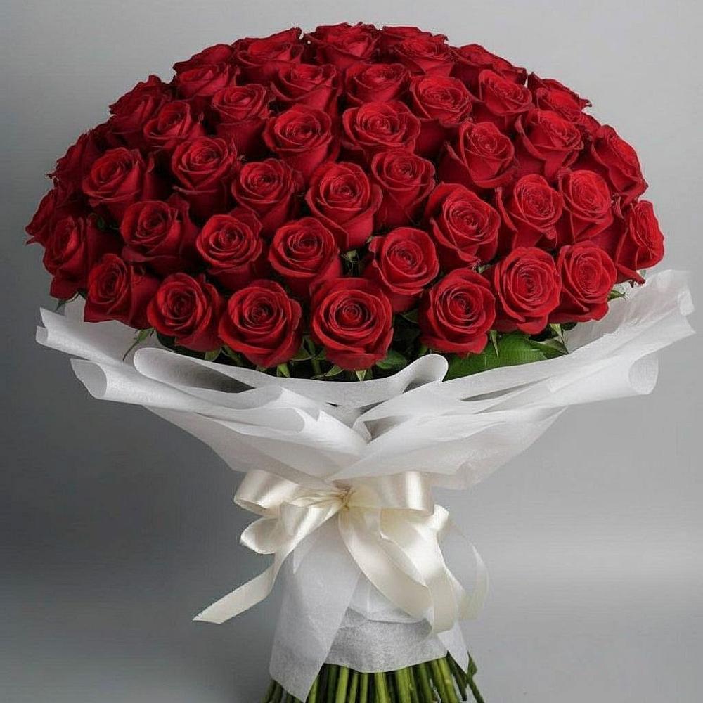 Букет 101 Красная роза Блэк Мэджик в Порецкое