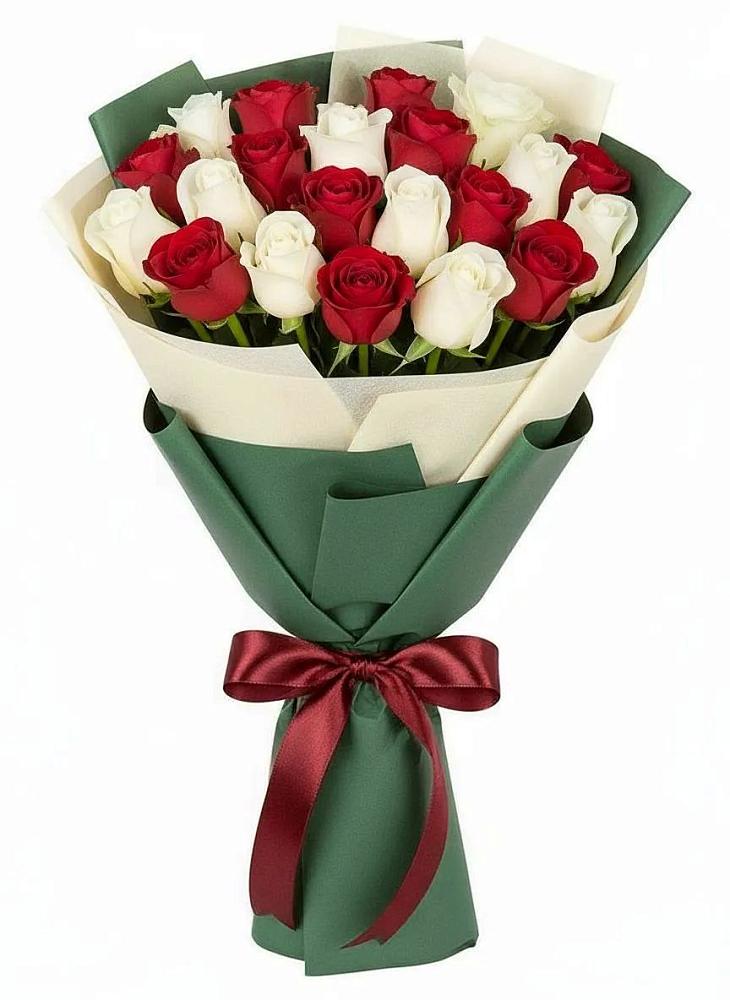 Букет Микс из красных и белых роз в Порецкое