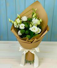 Букет цветов из:  Хризантемы и Лизиантусы #REPLACE_PRED# Порецкое