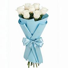 Букет 7 белых роз Проуд в Порецкое