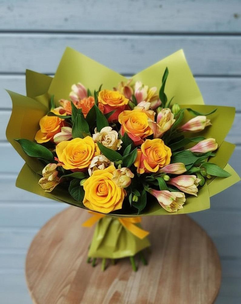 Букет цветов из: Альстромерии и Розы в Порецкое