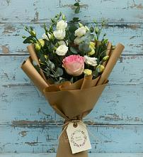 Букет цветов из:  Розы и Лизиантусы в Порецкое
